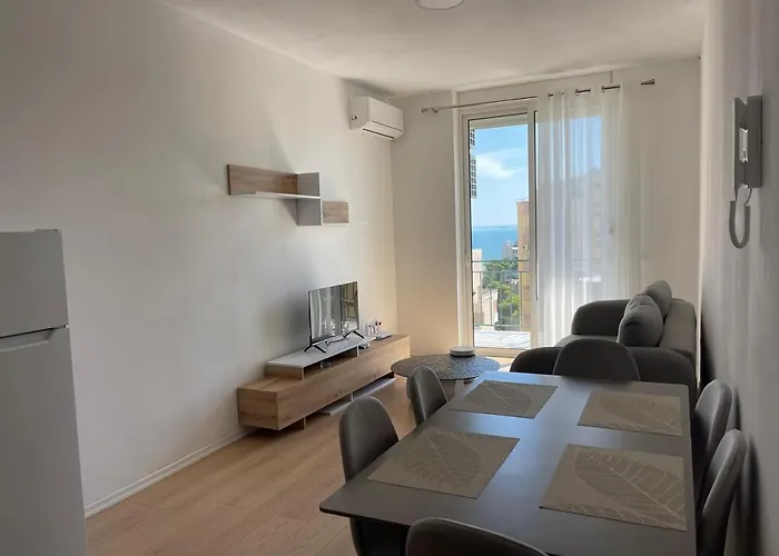 Delia Residences Apartament